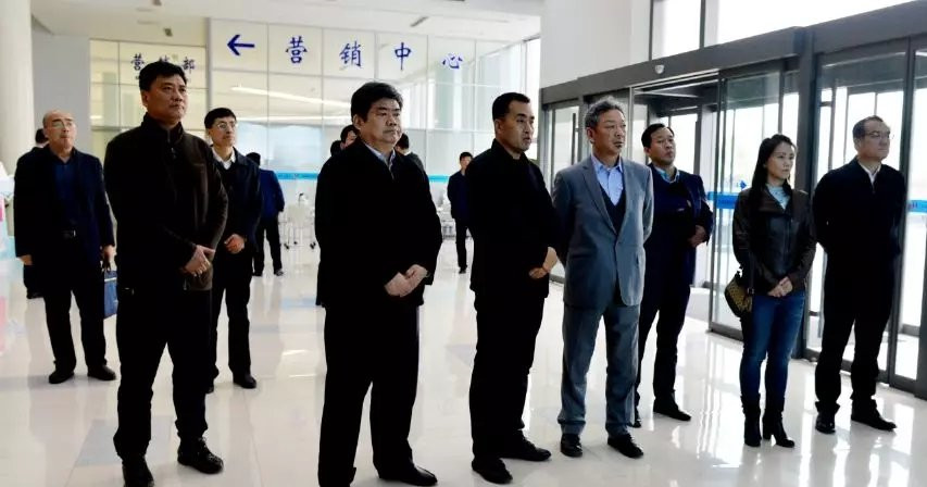 市委常委、統(tǒng)戰(zhàn)部部長李家良陪同客人到濱州市(圖1)